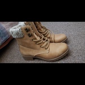 Seven Dials size 6.5